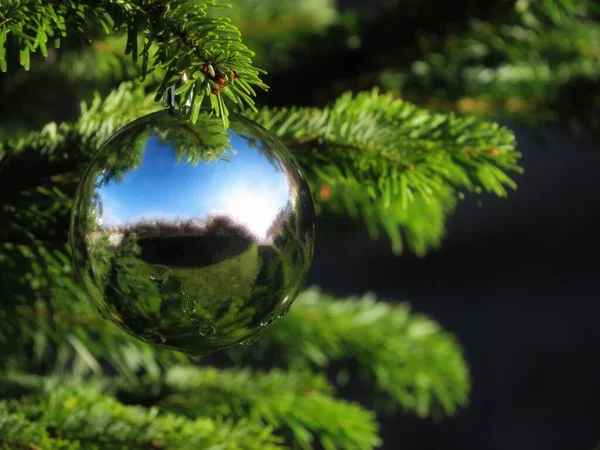 Tükör karácsonyi csecsebecse — Stock Fotó