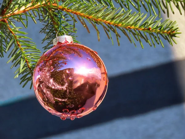 Pembe Noel mücevheri — Stok fotoğraf