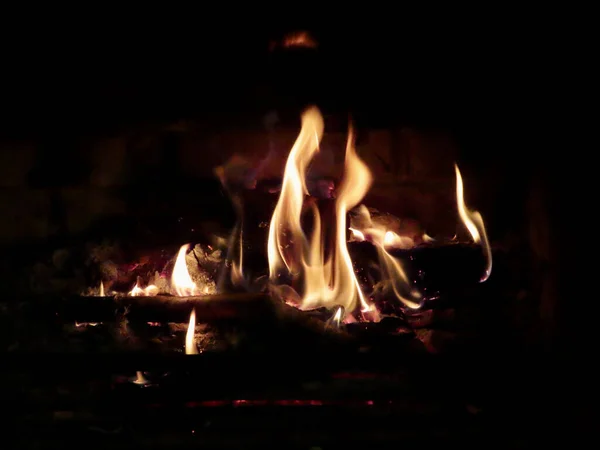 Kominek z ogniem — Zdjęcie stockowe