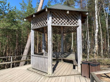 Çardaklı plaj platformu