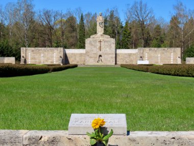 Riga 'daki Askeri Mezarlık