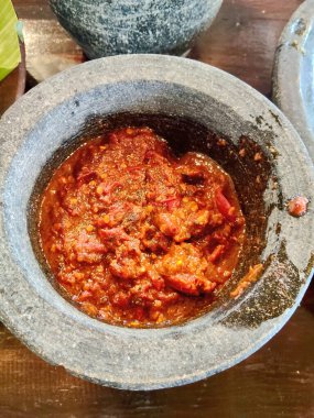 Otantik Sundan Red Chili Püresi Taş Havan Kasesi