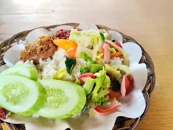 Orijinal Sundanlı Karışık Pirinç ve Karışık Sebze