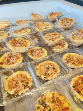 Geleneksel Endonezya Çıtır Turtası Tatlı Topuzlu