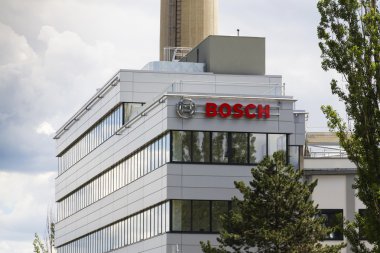 Bosch şirketi logosuna Merkez bina Prag, Çek Cumhuriyeti için üzerinde 18 Haziran 2016
