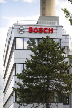 Bosch şirketi logosuna Merkez bina Prag, Çek Cumhuriyeti için üzerinde 18 Haziran 2016