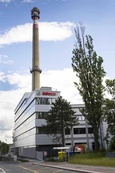 Logotipo da empresa Bosch no edifício da sede em 18 de junho de 2016 em Praga, República Tcheca — Fotografia de Stock