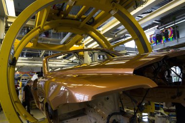 Rolls-Royce otomobilleri 11 Ağustos 2016'da Westhampnett, İngiltere'deki Goodwood fabrikasında üretim hattında yer alıyor. Rolls-Royce Paris Motor Show atlar.