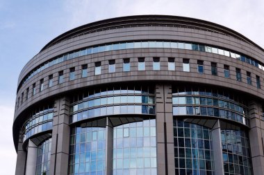 Brüksel, Belçika 'daki Paul-Henri Spaak binasının çoğunlukta olduğu Avrupa Parlamentosu