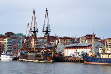 Dünyanın en büyük okyanusu ahşap yelkenli gemisiyle 13 Mayıs 2025 'te İsveç' in Göteborg kentindeki Eriksberg limanına yanaştı..