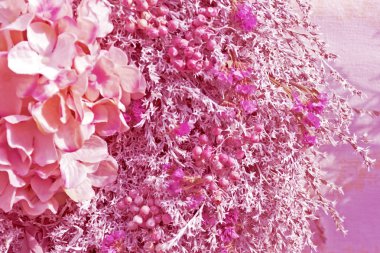 Çiçek aranjmanı pembe