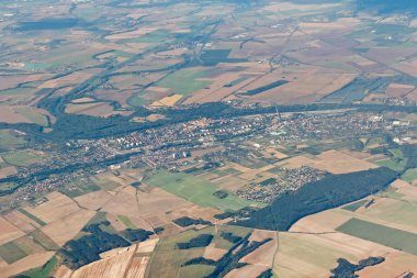 Yukarıdan meadows manzaralı arazi
