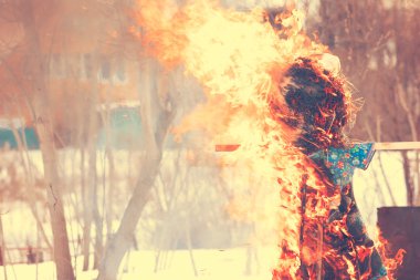 Doldurulmuş şekil yanan