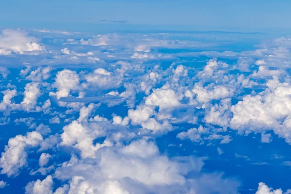 Cielo panorámico con nubes — Foto de Stock