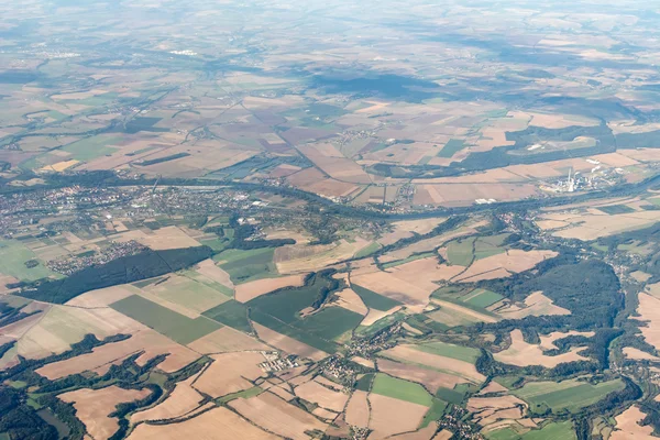 Yukarıdan meadows manzaralı arazi