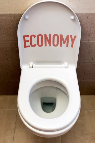 WC com uma inscrição "economia " — Fotografia de Stock