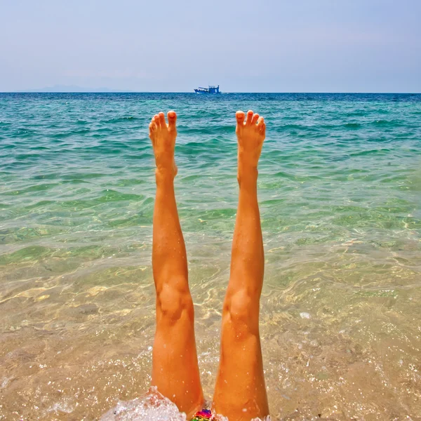 Benen på havet bakgrunden — Stockfoto