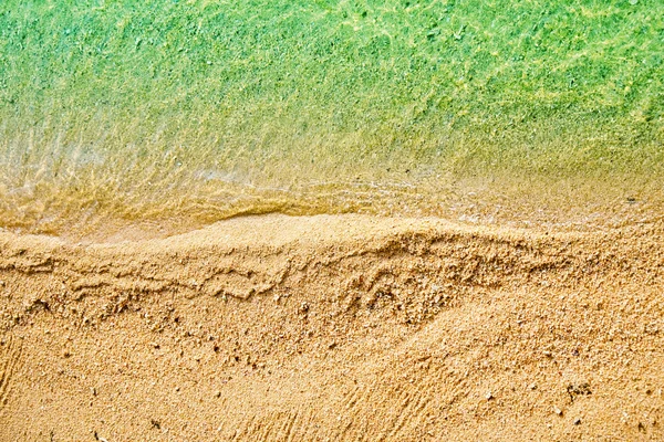 Surf wave on a sea beach — Stock Photo, Image