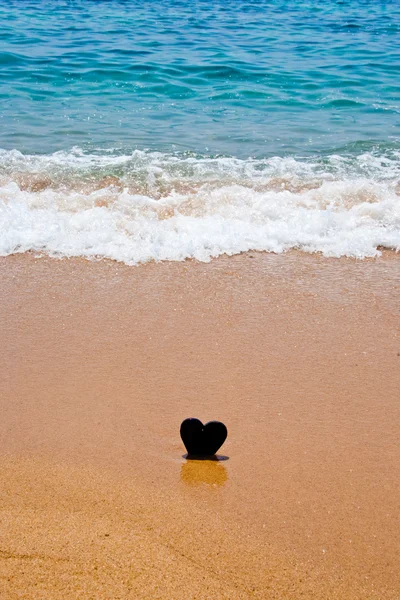 모래에 손수 돌 — 스톡 사진