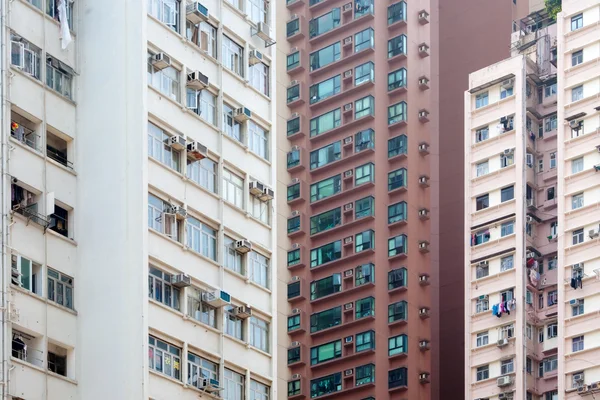 Facciate di edifici residenziali — Foto Stock