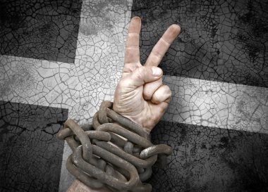 Elini zafer işareti zincirleri