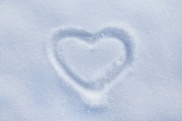 Bild des Herzens im Schnee — Stockfoto