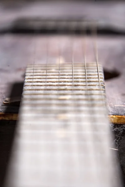 Dammiga halsen på gitarr — Stockfoto