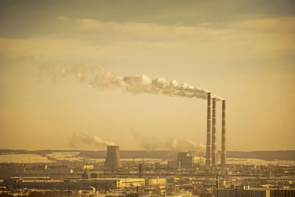 View of the factory with smoking chimneys — Stock Photo, Image