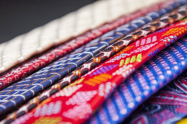 Uppsättning av mångfärgade slipsar — Stockfoto