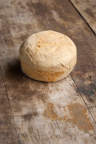 Буханка белого хлеба — стоковое фото