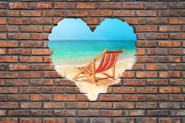 Brick wall shaped as a heart — Stock Photo, Image