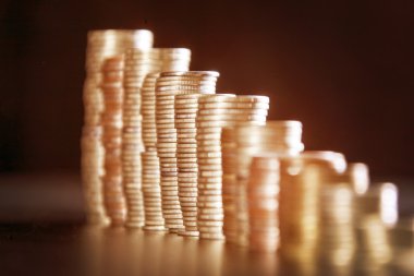 Paralar grafikten yakın çekim,