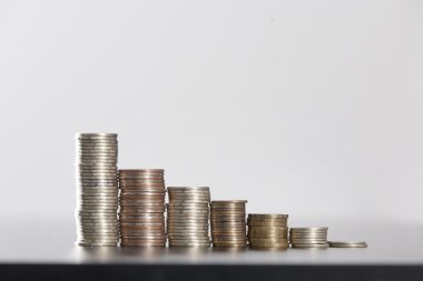 Paralar grafikten yakın çekim,