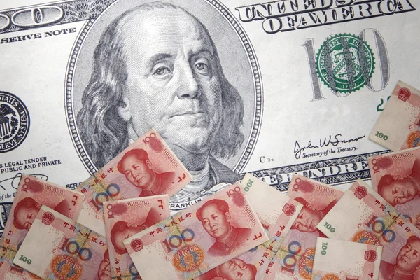 Chinese yuan tegen de Amerikaanse dollar — Stockfoto