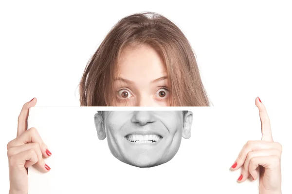 Frau mit einem Schild im Gesicht — Stockfoto