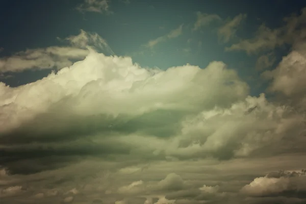 하늘에서 폭풍우 구름 — 스톡 사진