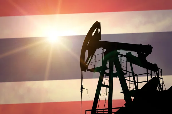 Oil pump with flag of Thailand — Stock Photo, Image