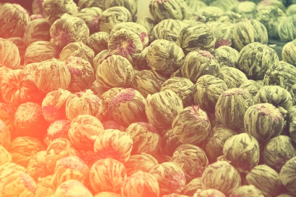 Chá de ervas no balcão do mercado — Fotografia de Stock