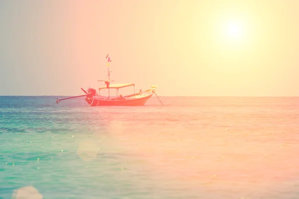 Little sightseeing boat on calm water — Stock Photo, Image