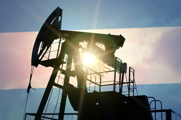 Oil pump with flag of Argentina — Stock Photo, Image