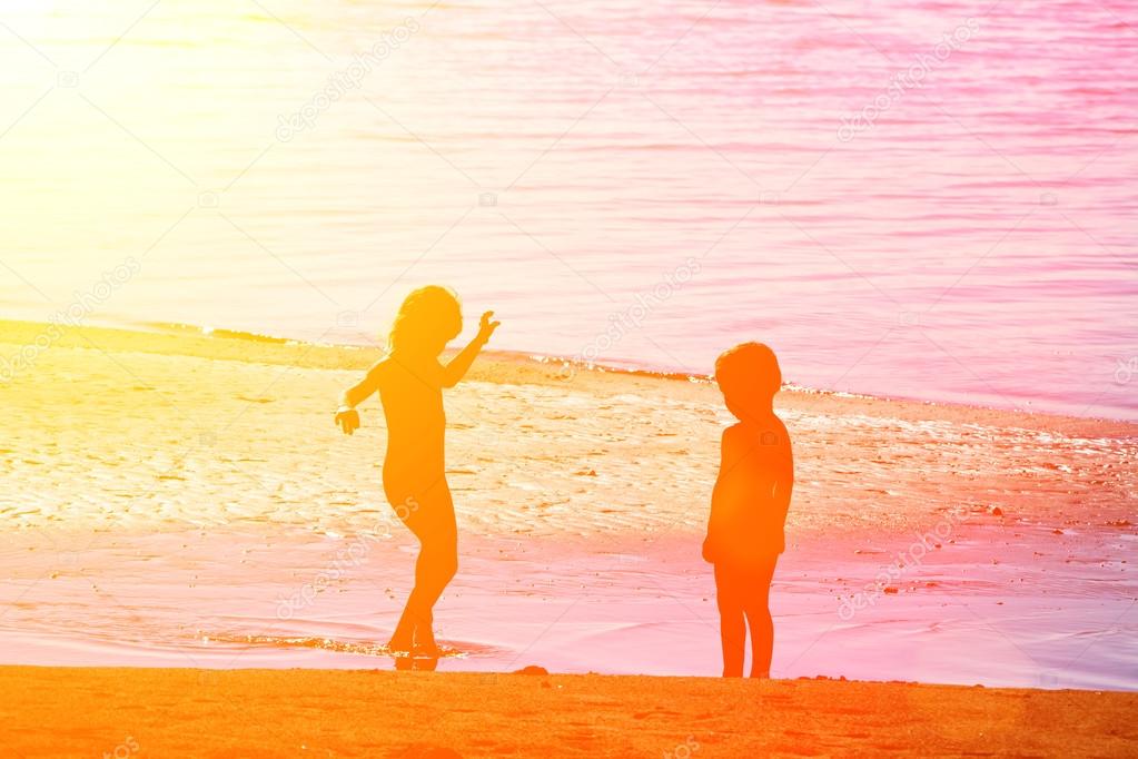 Are naken med son p stranden Naken med son p stranden opinion you