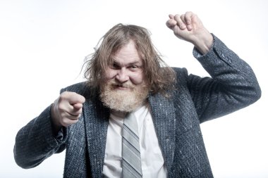 Sakallı adam komik hareketler yapma