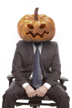 Cadılar Bayramı Balkabağı olan adam