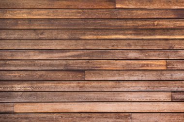 Ahşap plakalar satırları