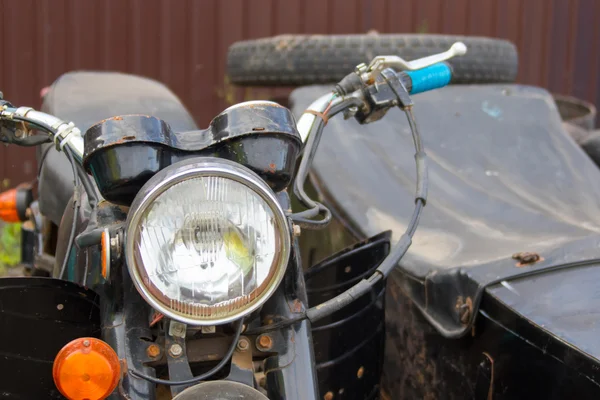 Vieja motocicleta negra — Foto de Stock