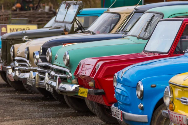 Exposición de viejos coches soviéticos — Foto de Stock