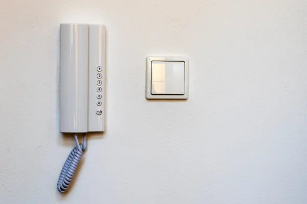Interphone et interrupteur — Photo