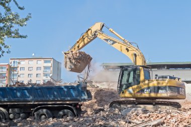 Kargo Vinç yan yatan tıkanıklıkları