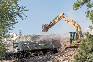 Kargo Vinç yan yatan tıkanıklıkları