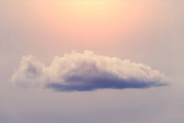 Μοναχικό σύννεφο στον ουρανό — Φωτογραφία Αρχείου